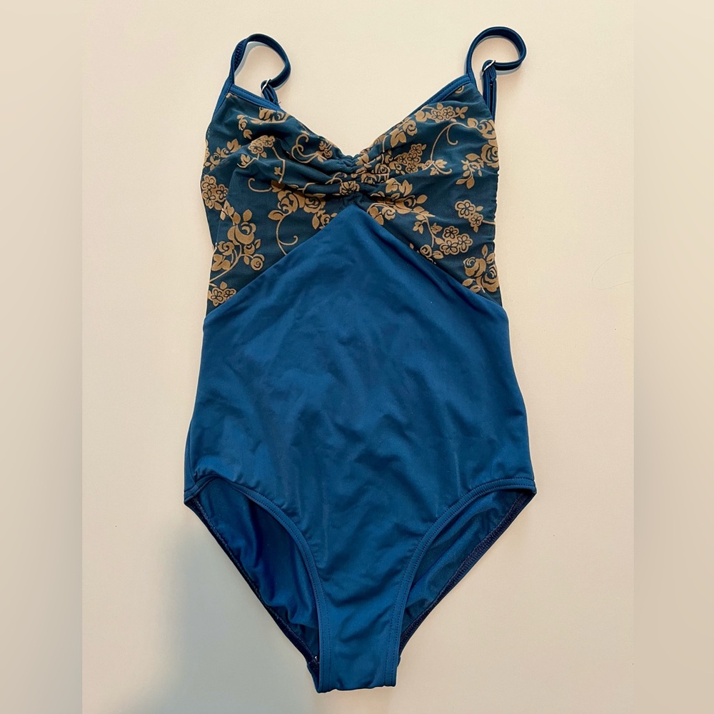 Nikolay leotard
